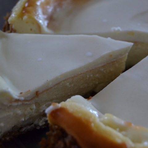 Cheesecake with Oatmeal Cookie Crust