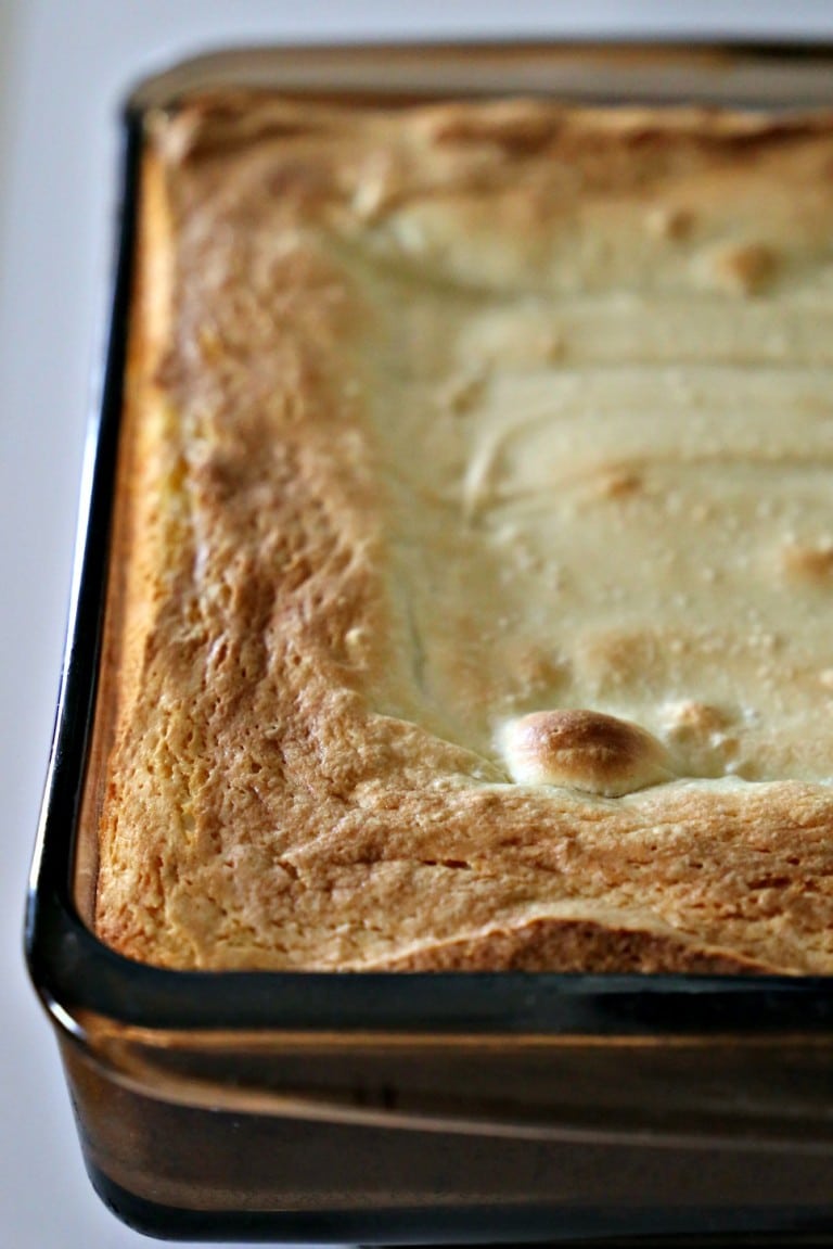 Paula Deen's Ooey Gooey Butter Cake