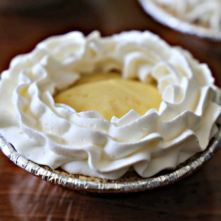 KEY LIME PIE WITH GRAND MARNIER® WHIPPED CREAM