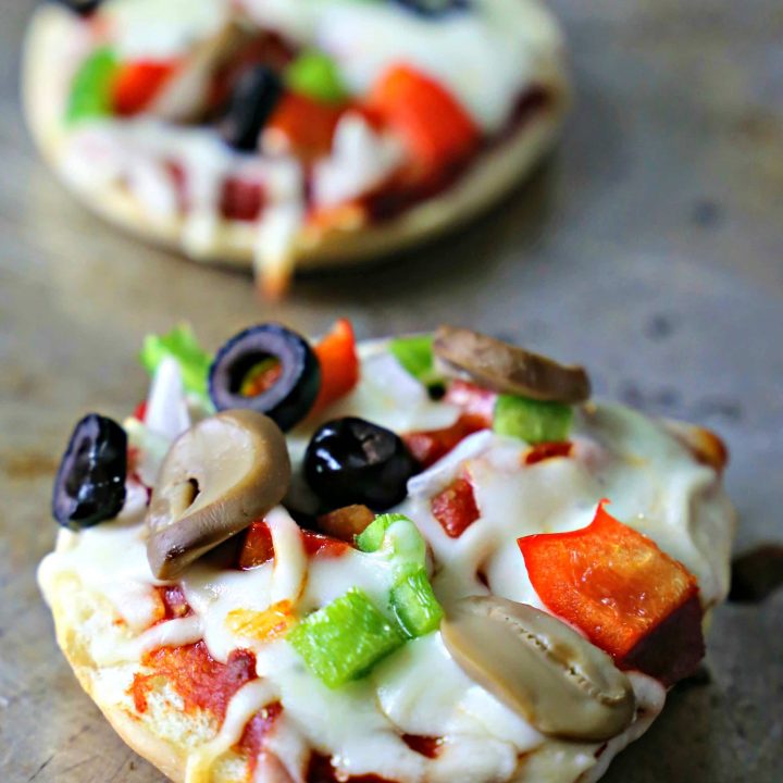 Quick and Easy Homemade Bagel Pizza Bites