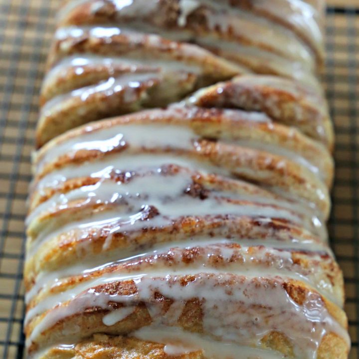 Easy Cinnamon Pull-Apart Bread Recipe