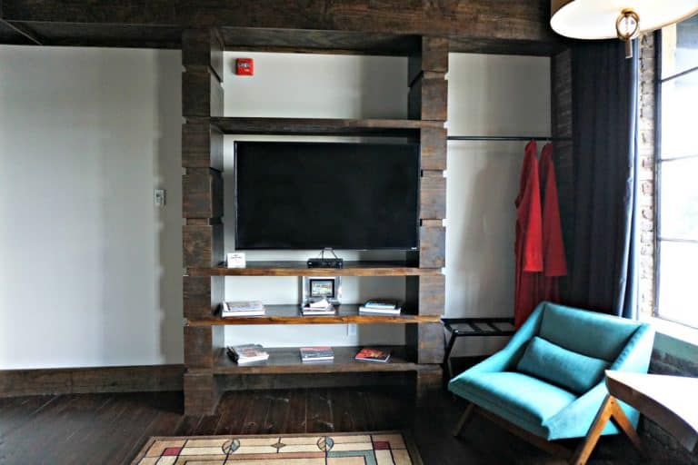 The GunRunner Boutique Hotel in Florence television in Frank Lloyd Wright suite at the GunRunner