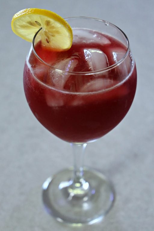 Lady in Red - tastes like a wine lemonade! red wine cocktail in a glass