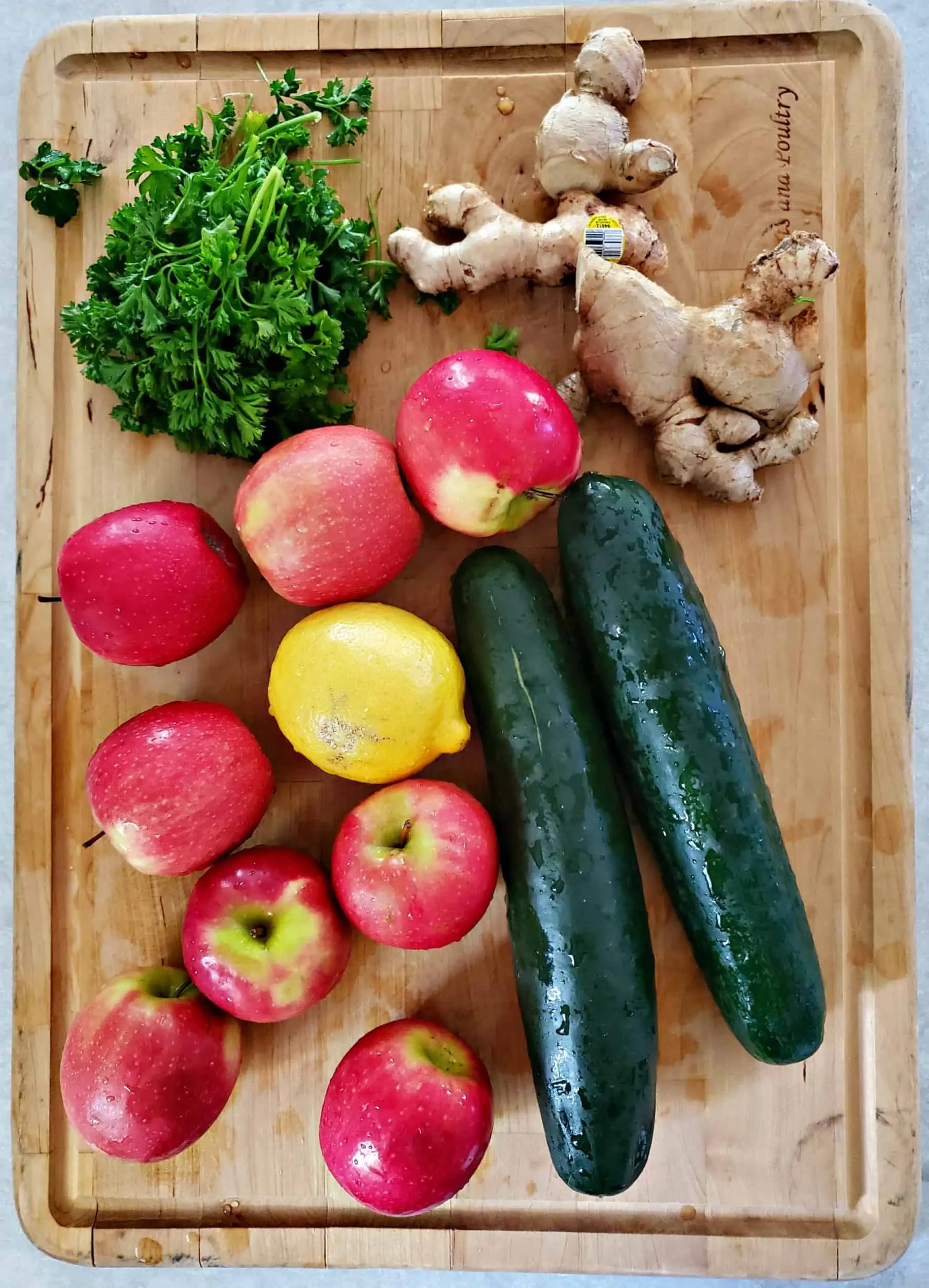 apples, lemon, cucumber, ginger, and parsley
