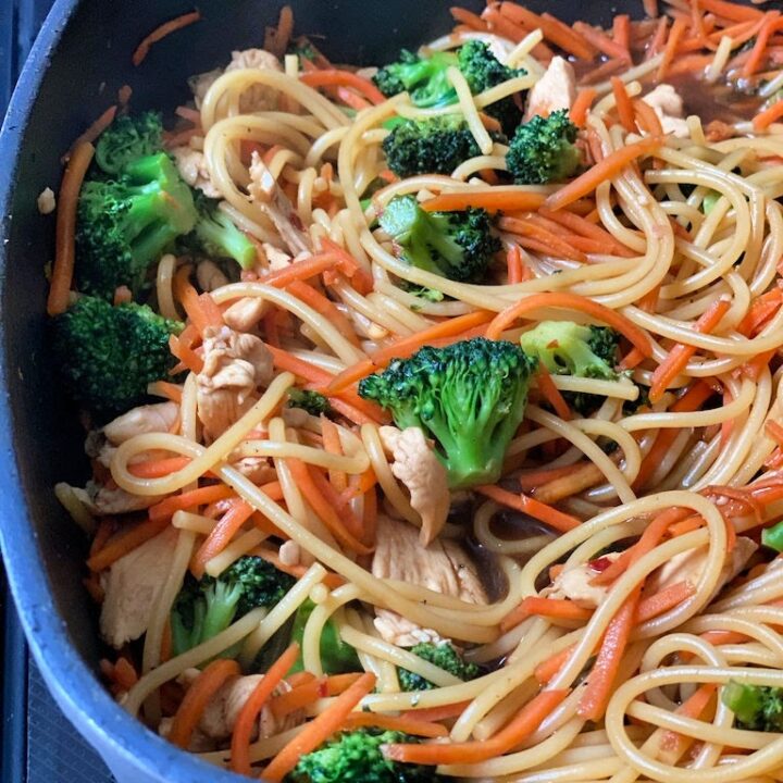 Chicken Lo Mein
