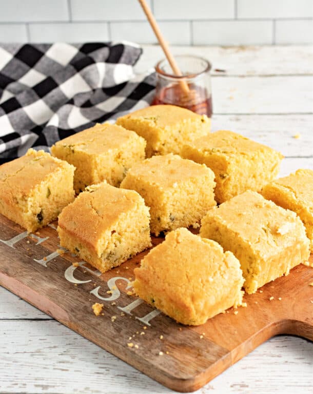 cornbread slices