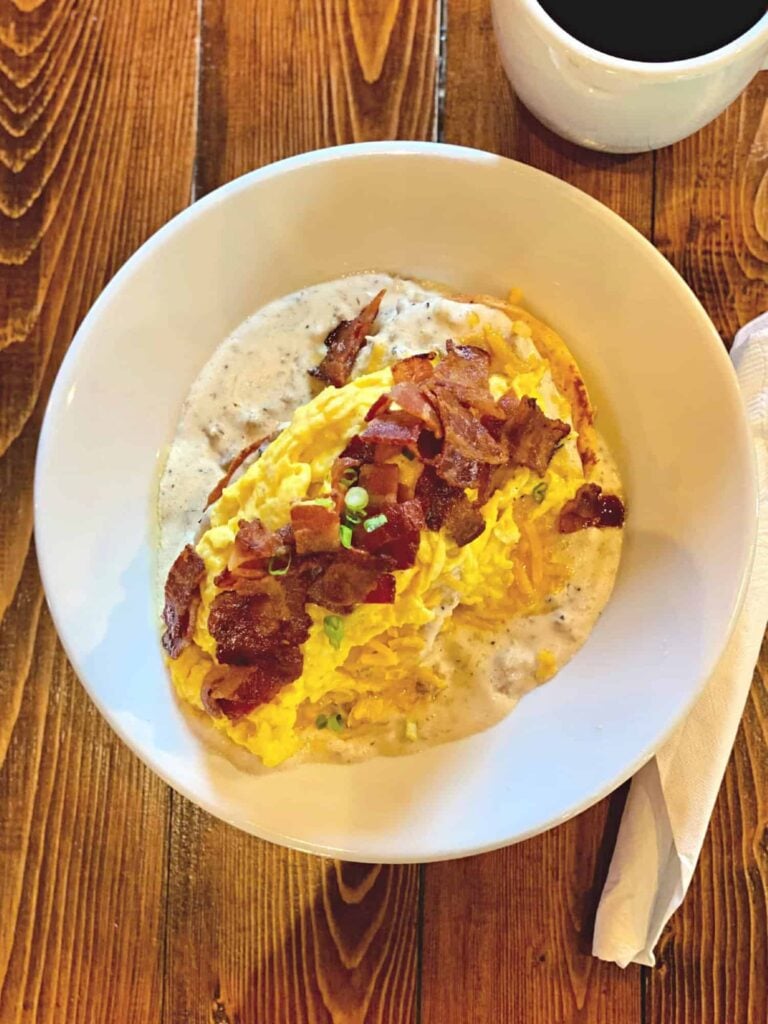 Bru Bowl with eggs and bacon.