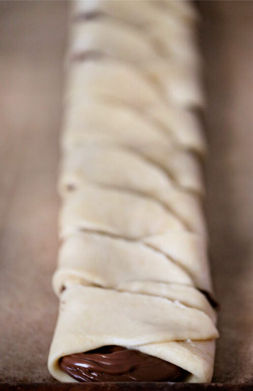 unbaked Nutella bread