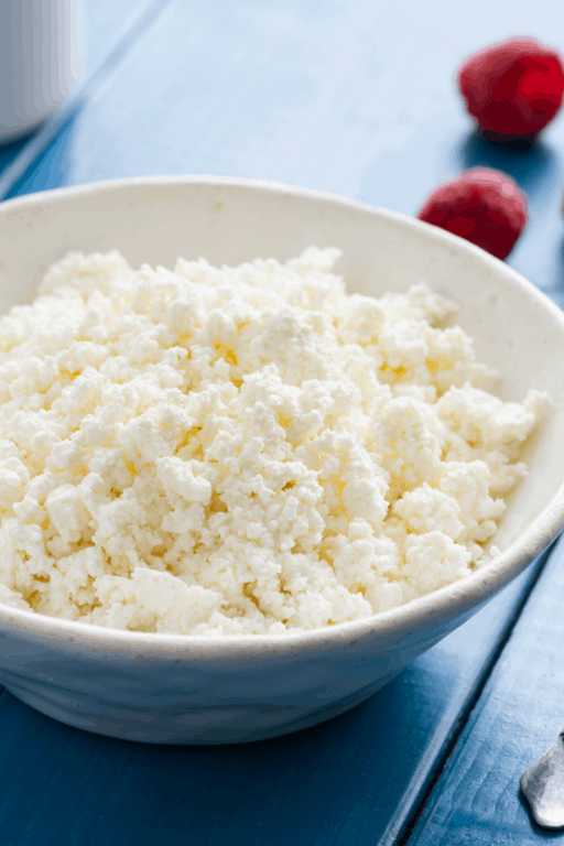 bowl of cottage cheese