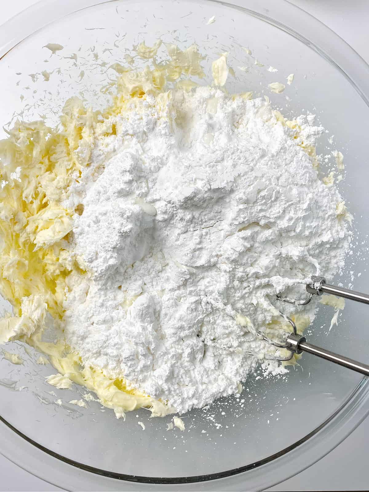 Easy Cream Cheese Frosting Recipe
