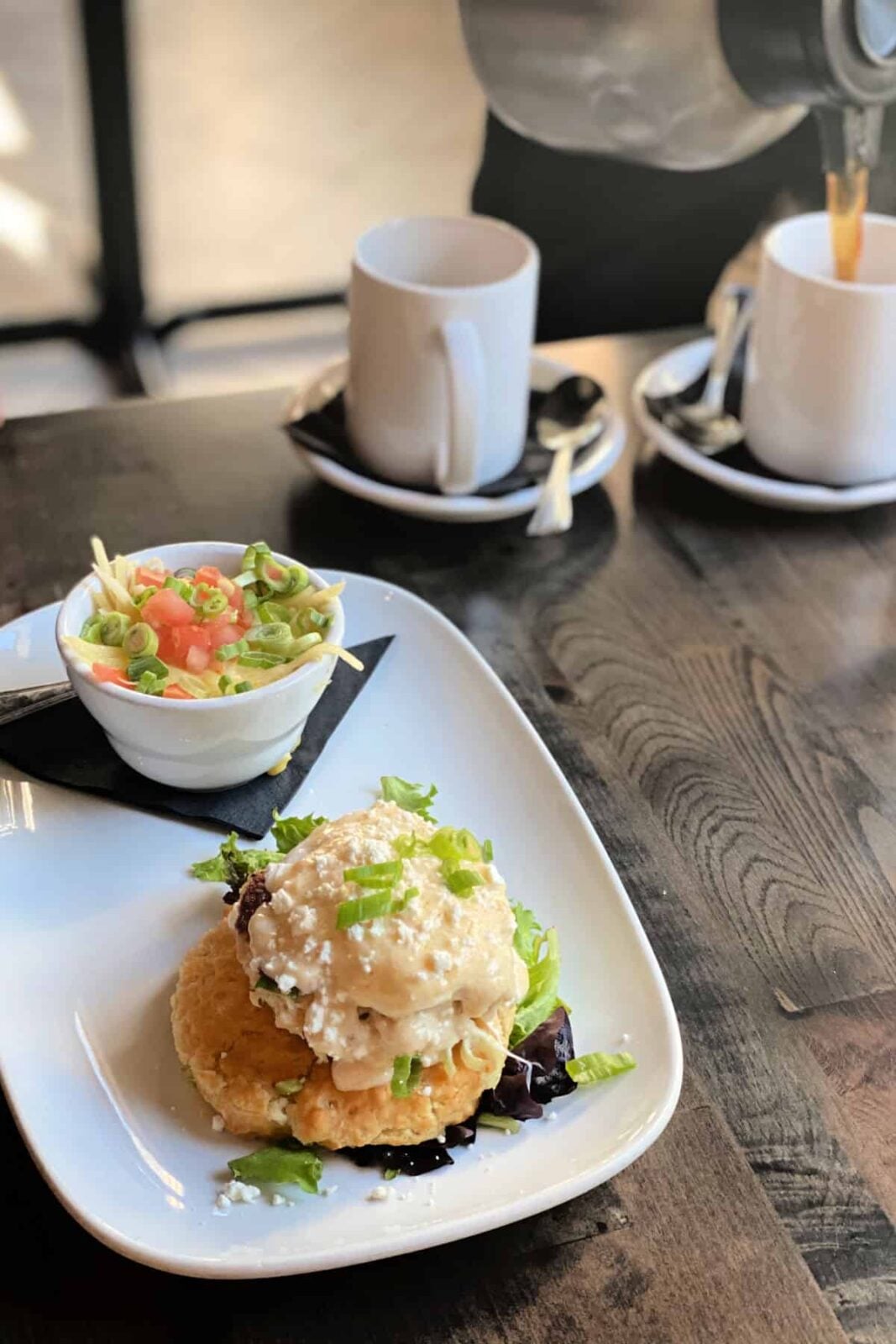 Crab cake with coffee.