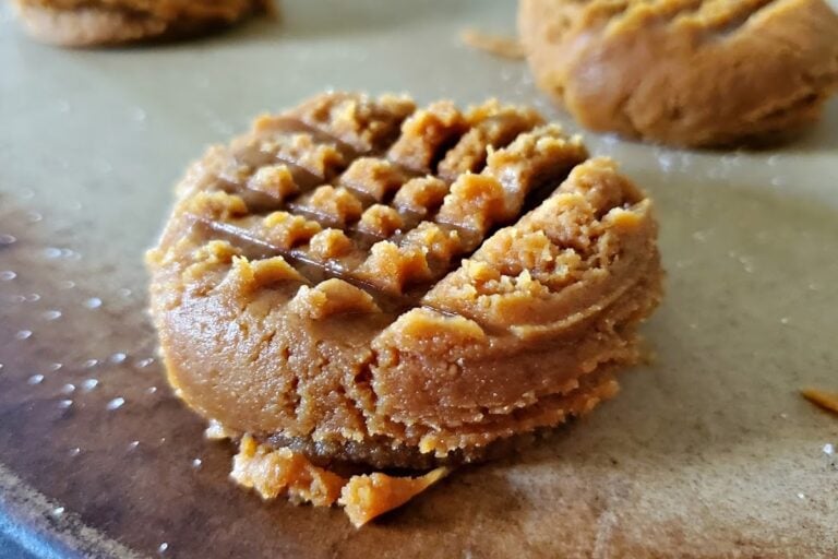 raw peanut butter cookie