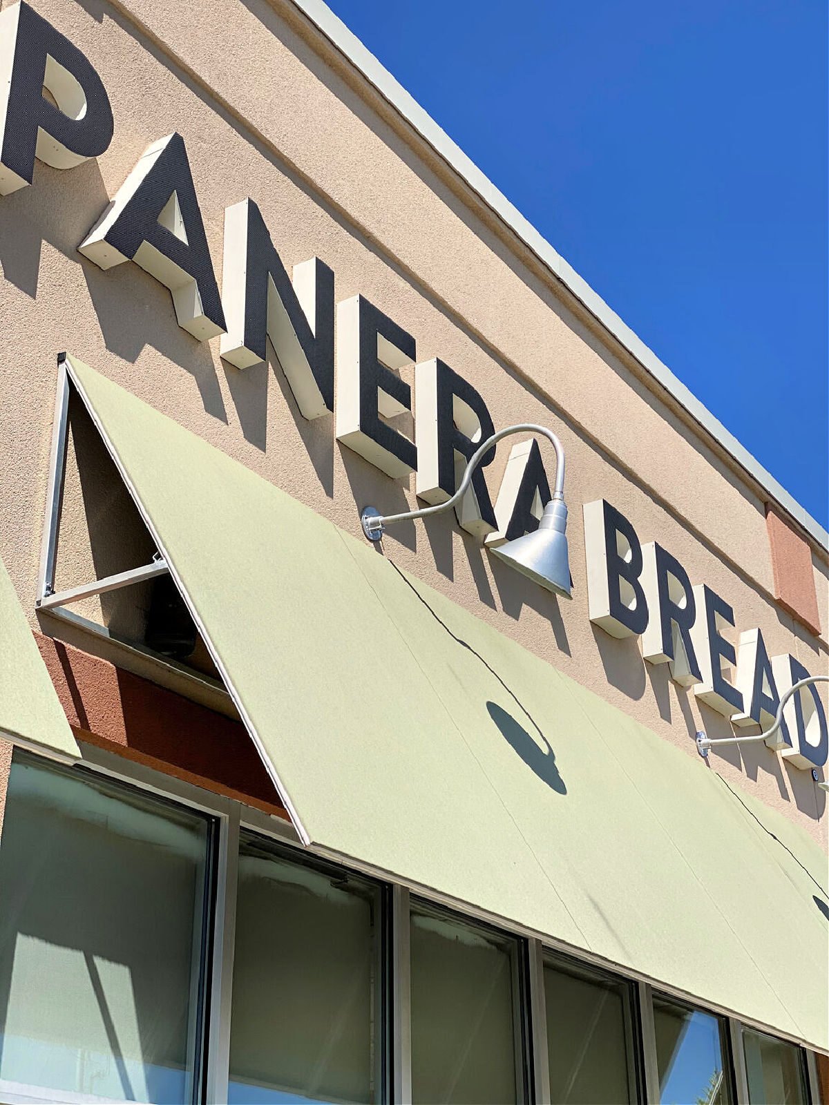The front of Panera Bread restaurant.