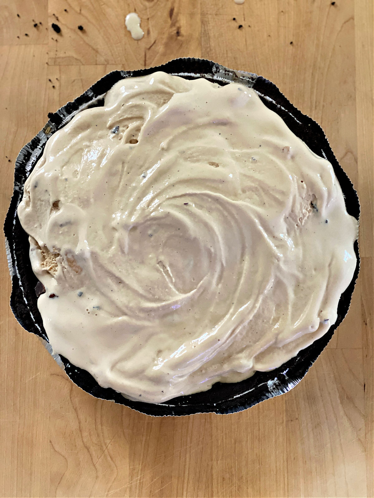 Chocolate pie crust with layer of coffee ice cream.