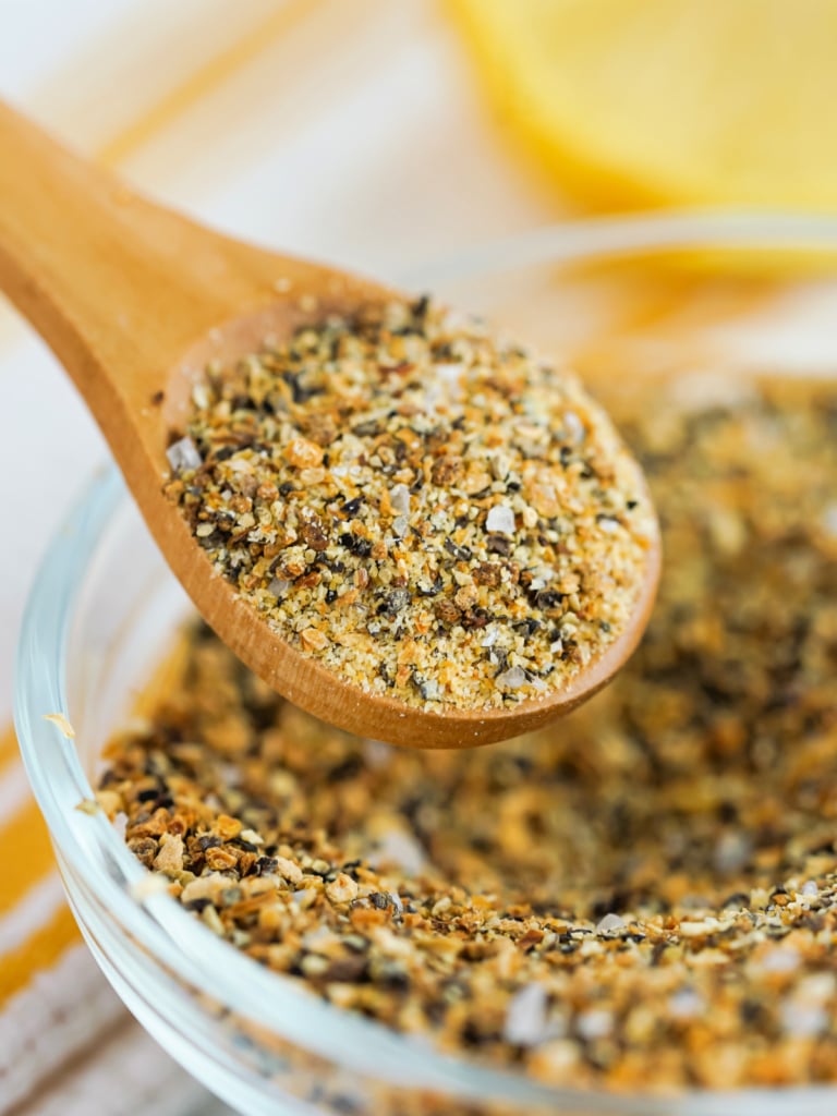 Spoonful of lemon pepper seasoning.