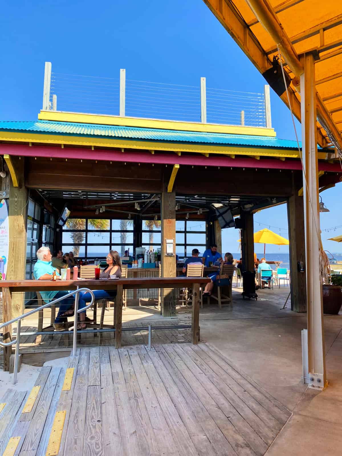 Outdoor bar at LuLu's.