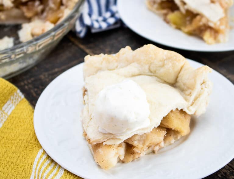 slice of apple pie