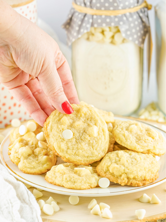 White Chocolate Macadamia Nut Cookies
