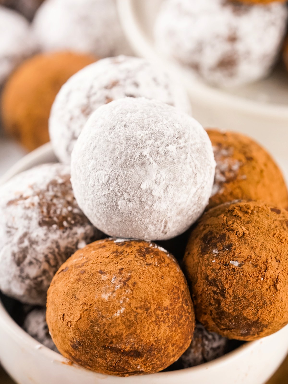Easy No-Bake Rum Balls